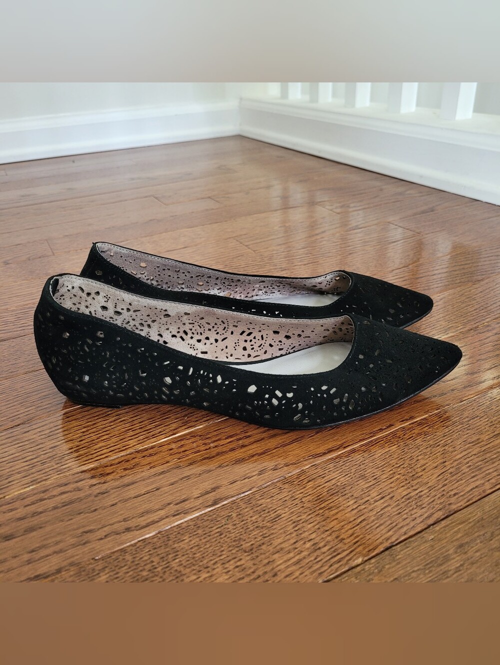 Johnston & Murphy Black Laser-Cut Pointed Toe Flats